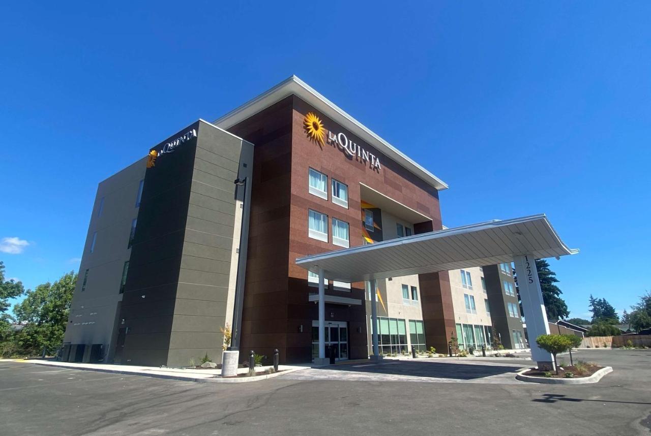 La Quinta Inn & Suites By Wyndham Centralia Bagian luar foto