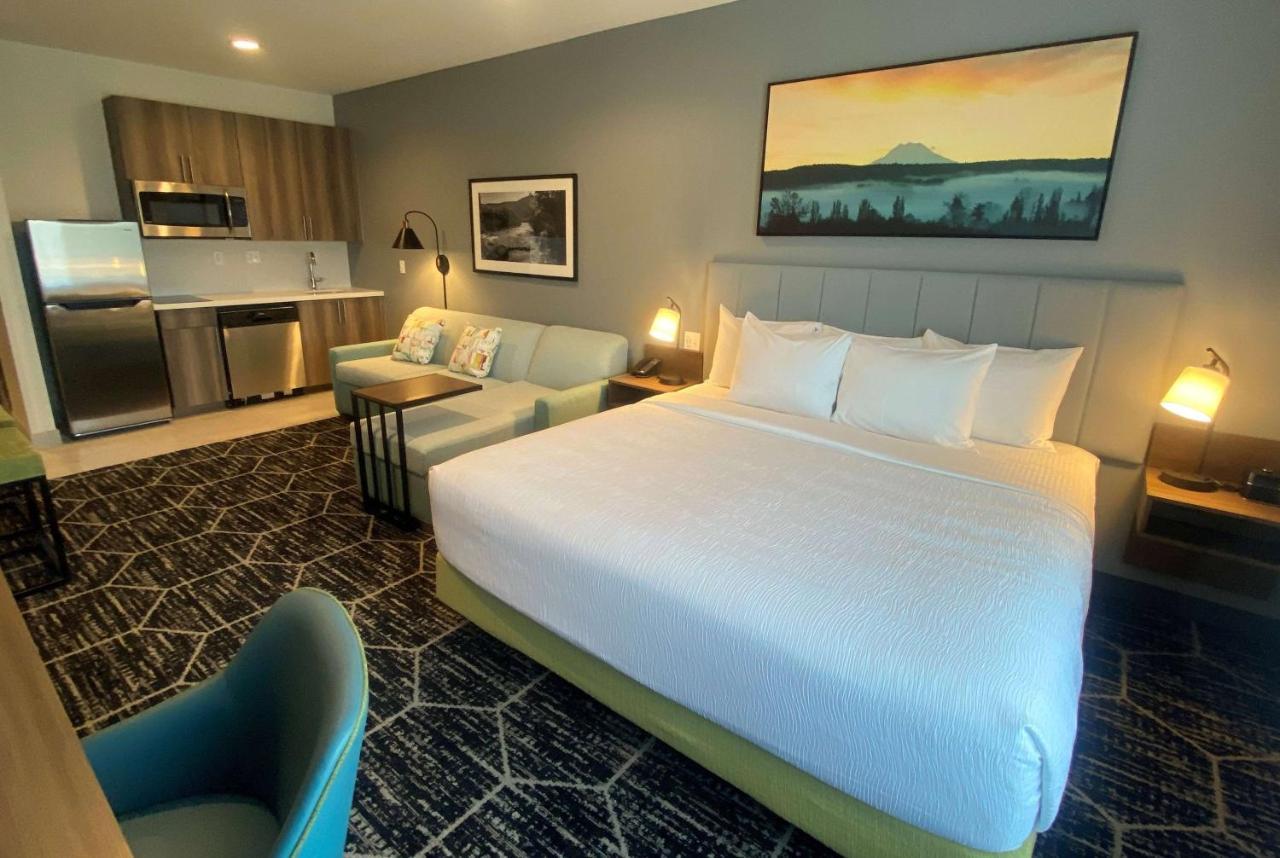 La Quinta Inn & Suites By Wyndham Centralia Bagian luar foto