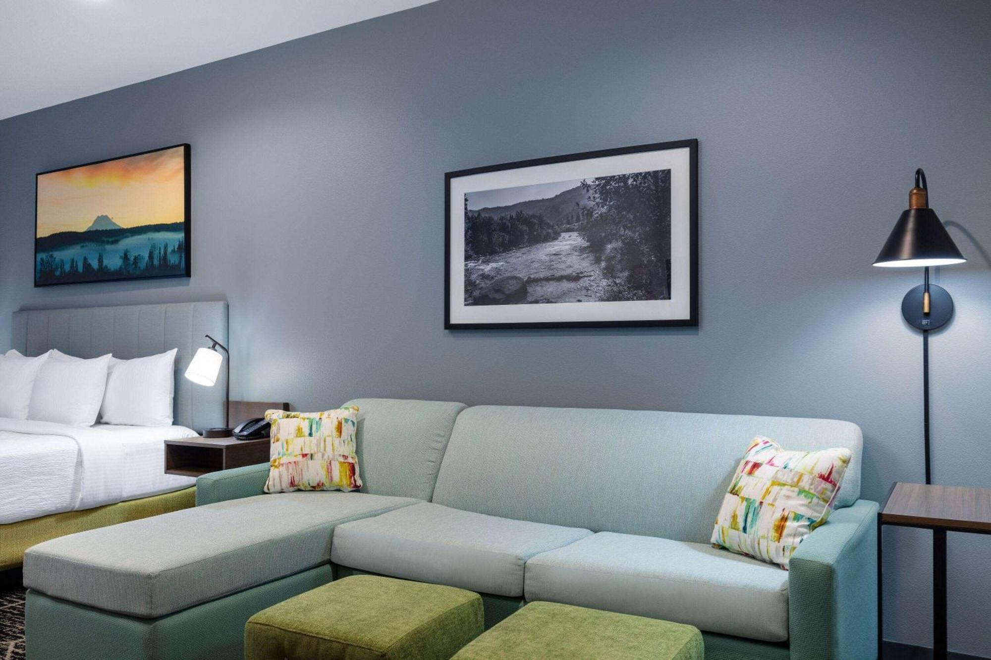 La Quinta Inn & Suites By Wyndham Centralia Bagian luar foto