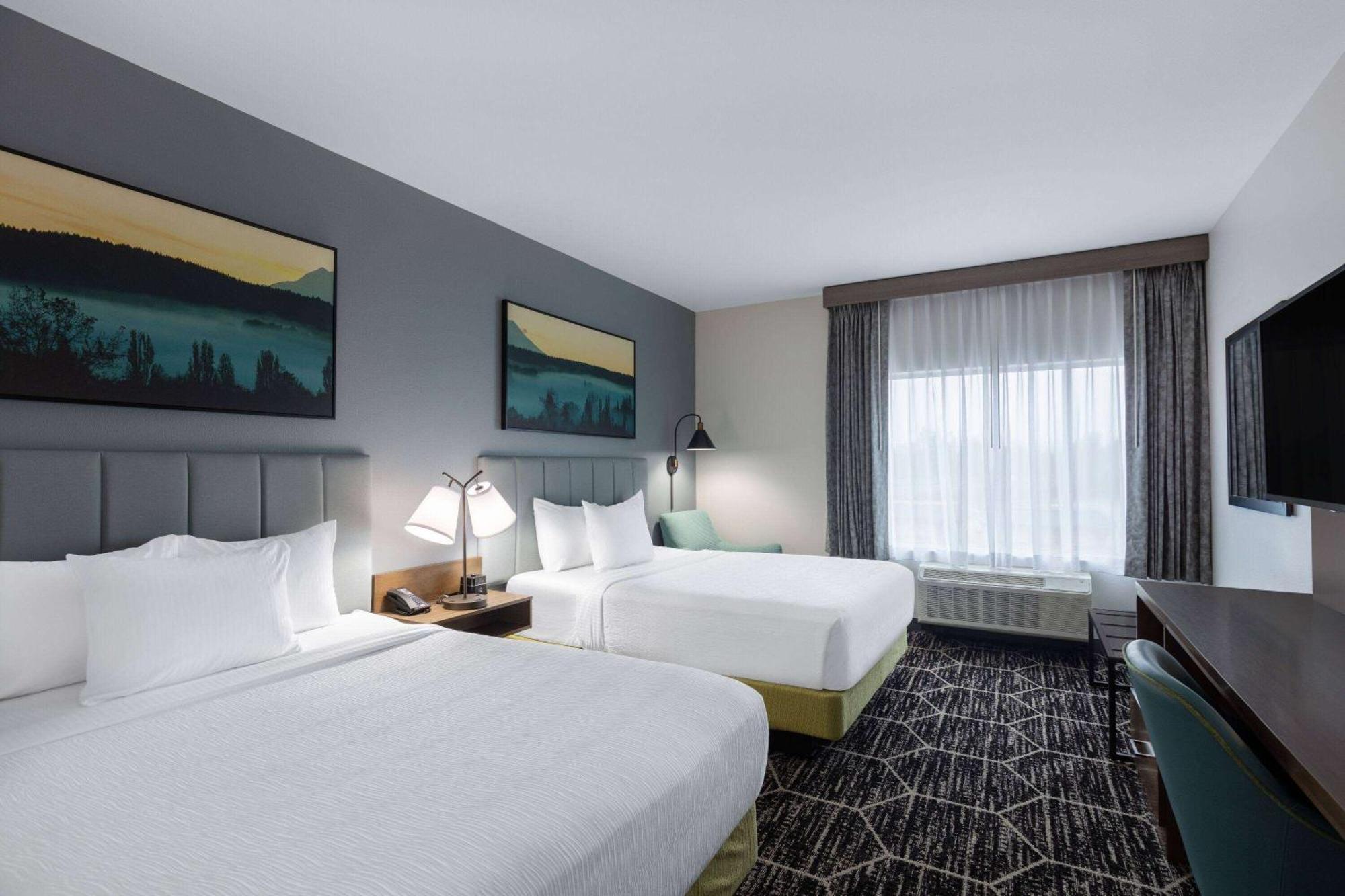 La Quinta Inn & Suites By Wyndham Centralia Bagian luar foto